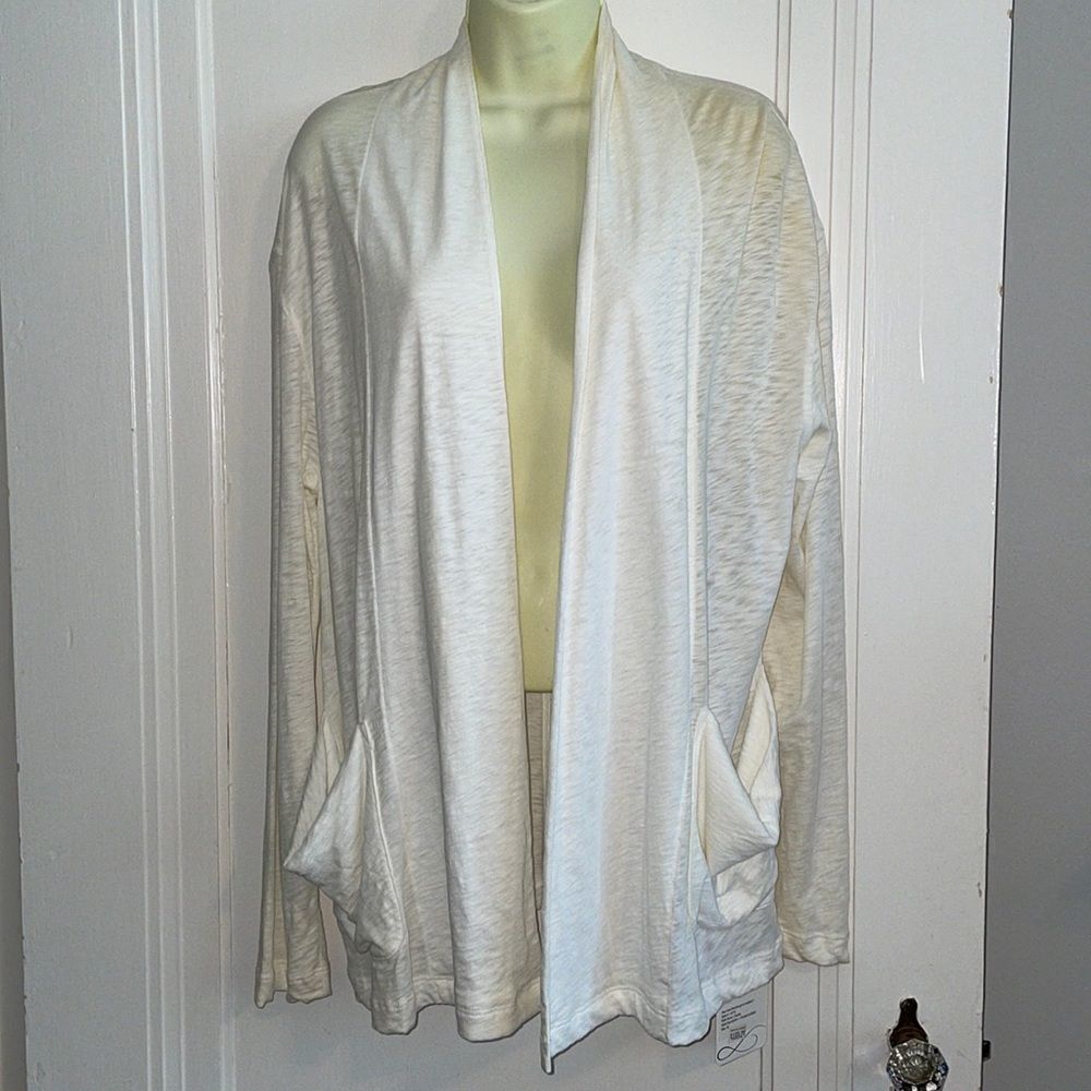 NWT Shine It’s‎ Your Time off white/cream thin knit cardigan